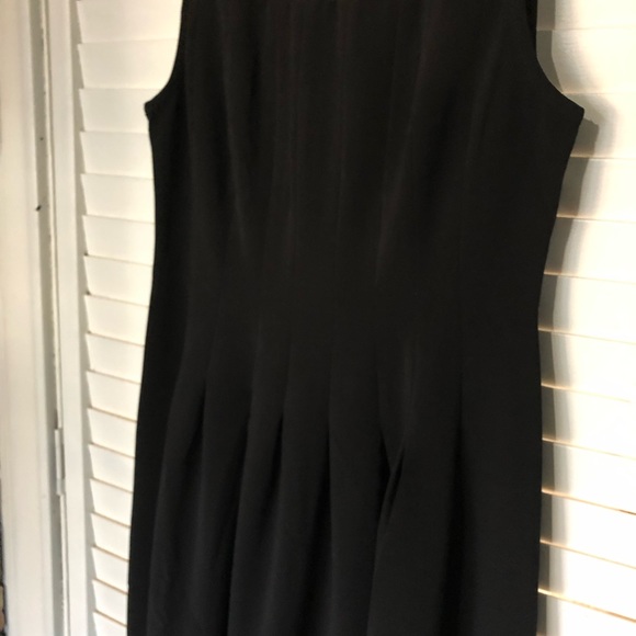 Polyester Black Formal Sleeveless Pleated Dress Medium - Picture 3 of 5